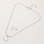 Mother Of Pearl Quatrefoil Pendant Necklace: SILVER WHITE