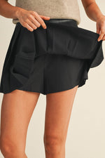 FAUX LEATHER WAIST PLEATED SKIRT - Black