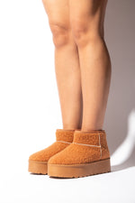 Ugg Style Classis Sherpa Platform Boot - Tan