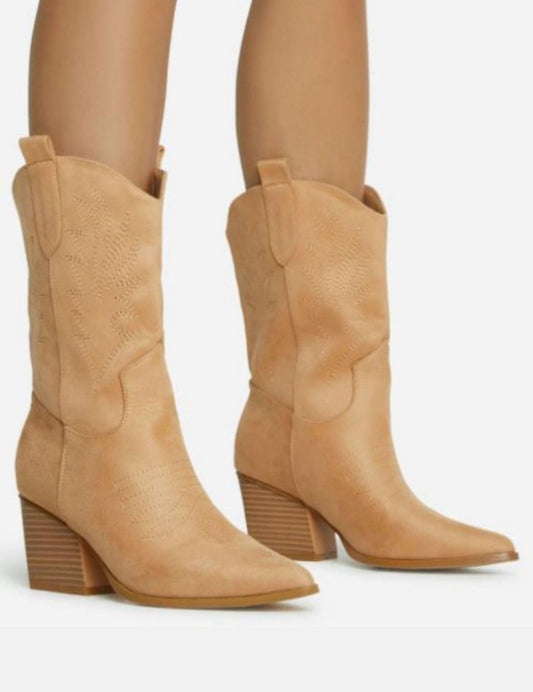 Embroidered Detail Ankle Western Bootie