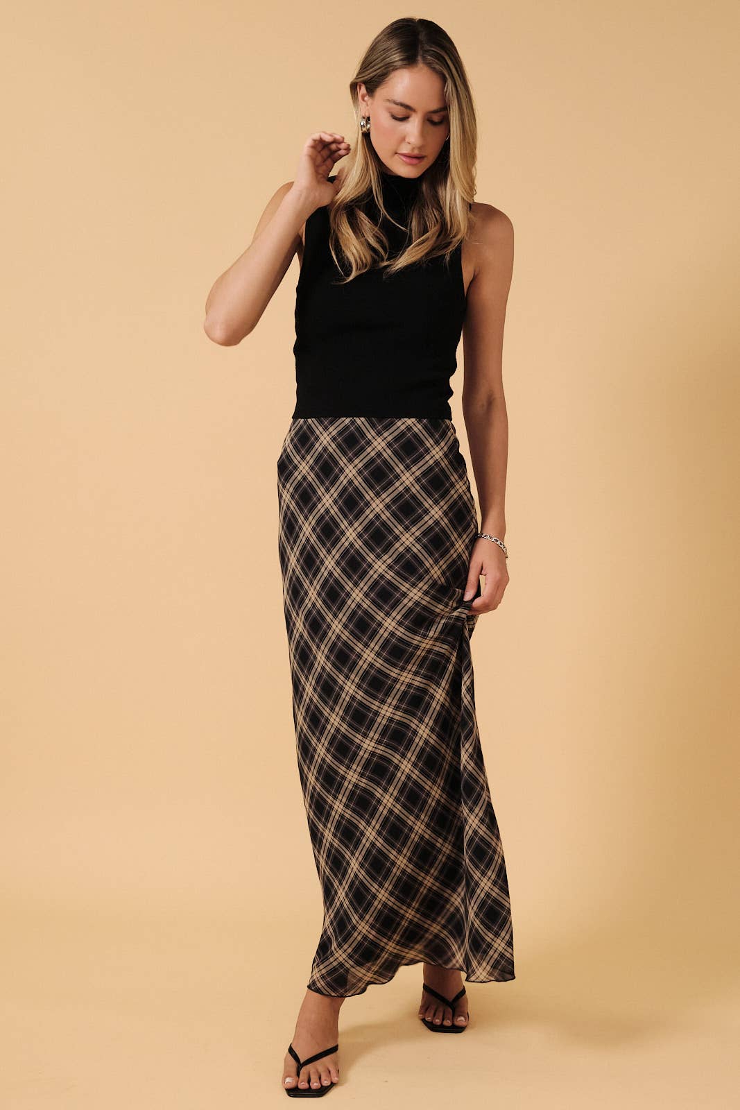 HIGH WAIST PLAID CHIFFON MIDI SKIRT: NAVY