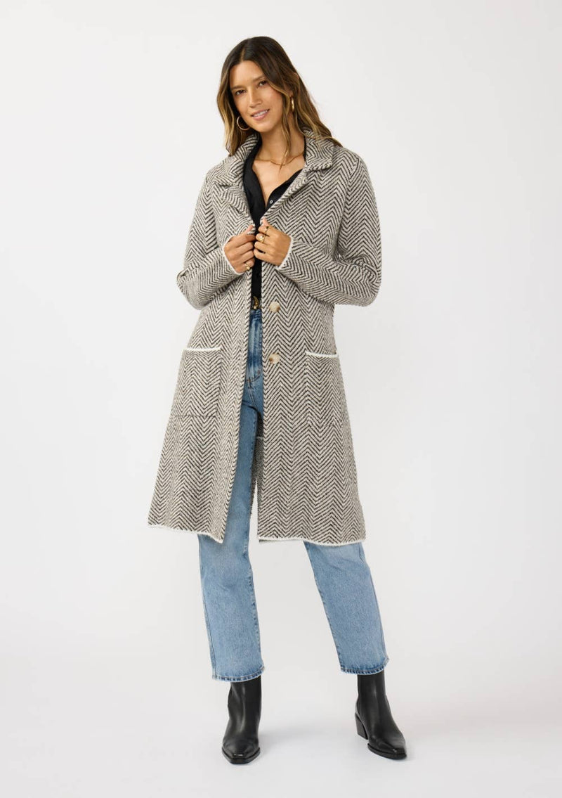Herringbone Long Sleeve Button Front Coatigan: Taupe/Cream