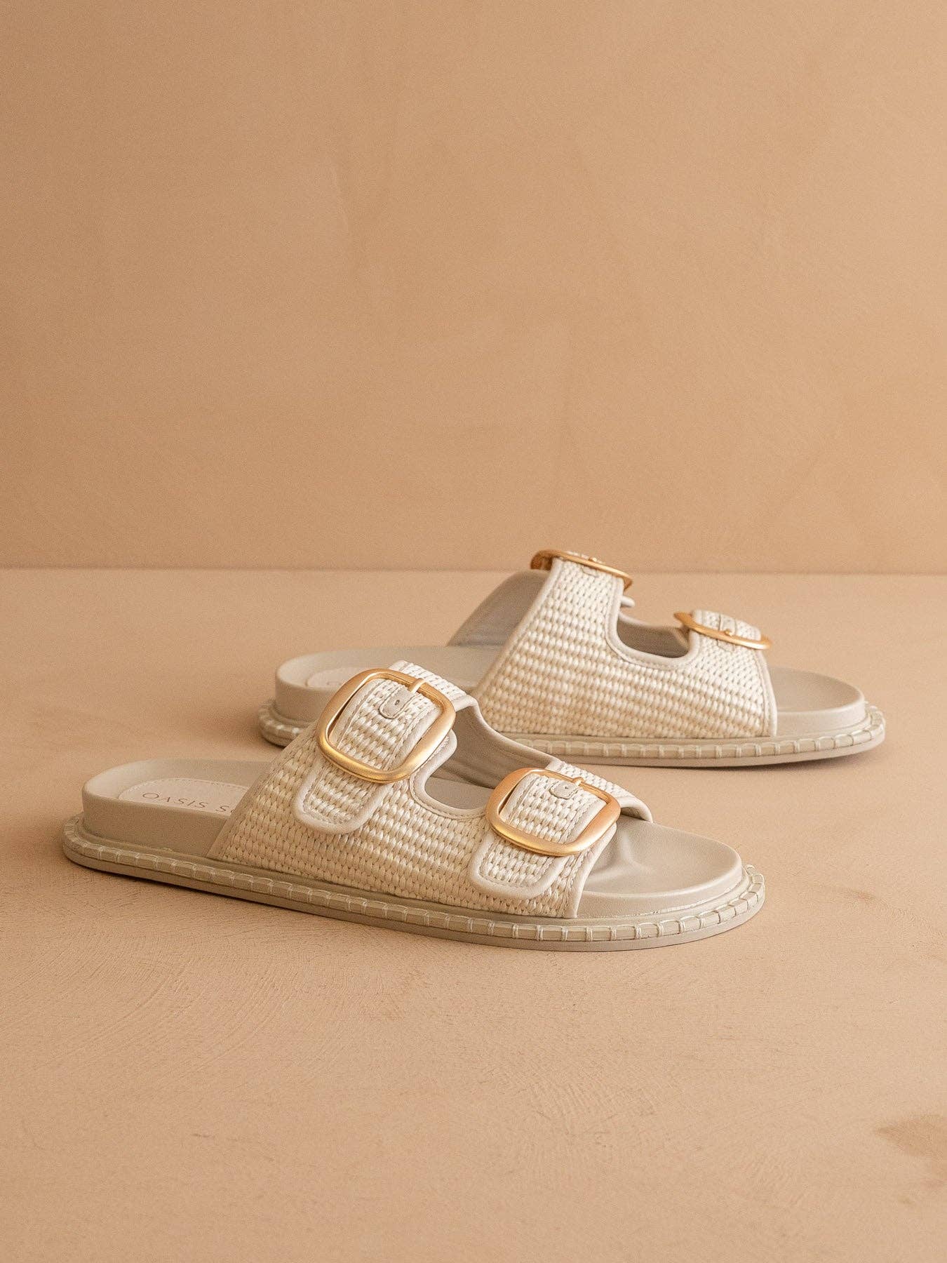 The Daytona | Ivory aTwo-Tone Raffia Gold Buckle Sandal