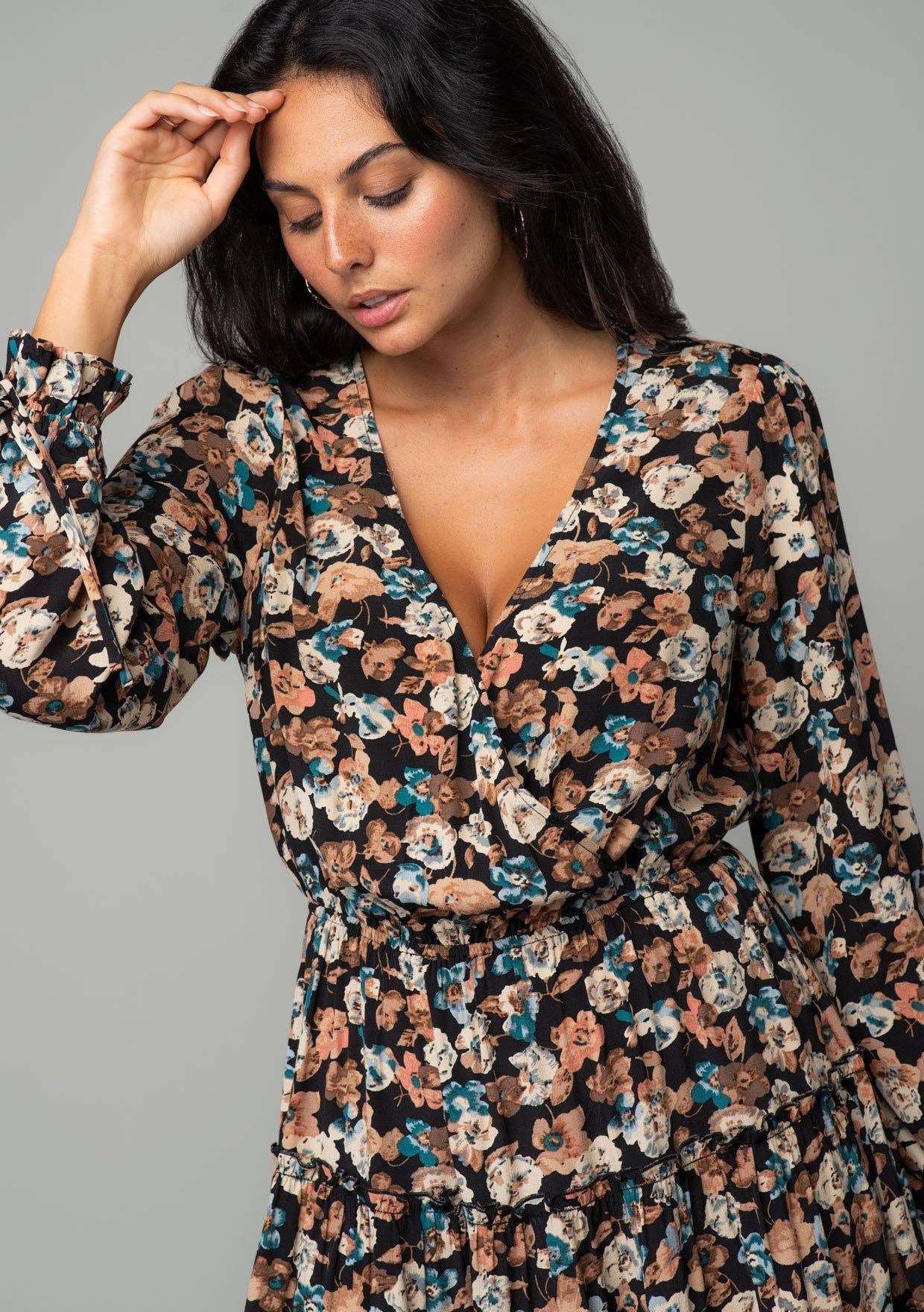 Floral Surplice Ruffle Tiered Mini Dress: Black/Natural