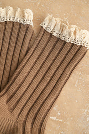 DYE & WASH CROCHET TRIM SOCKS: MOCHA