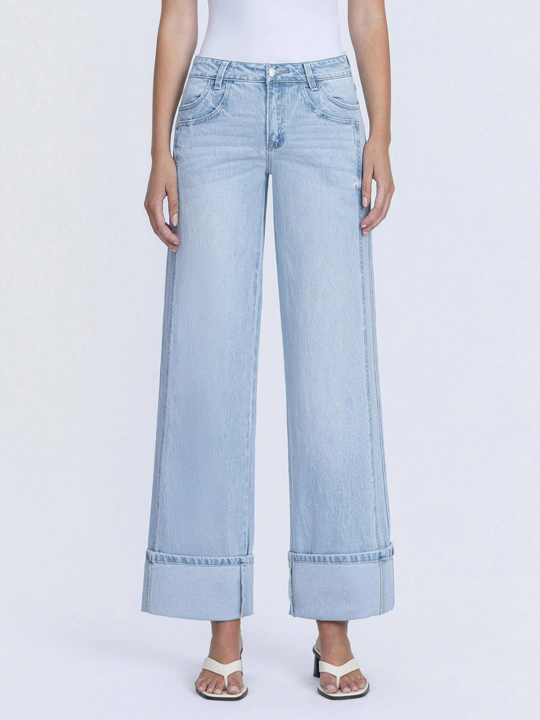 SUPER HIGH RISE LIGHT WASH CUFFED BAGGY WIDE JEANS
