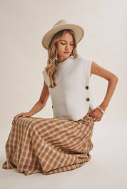 EVERYDAY LAYERING SIDE BUTTON HI-LO SWEATER VEST TOP