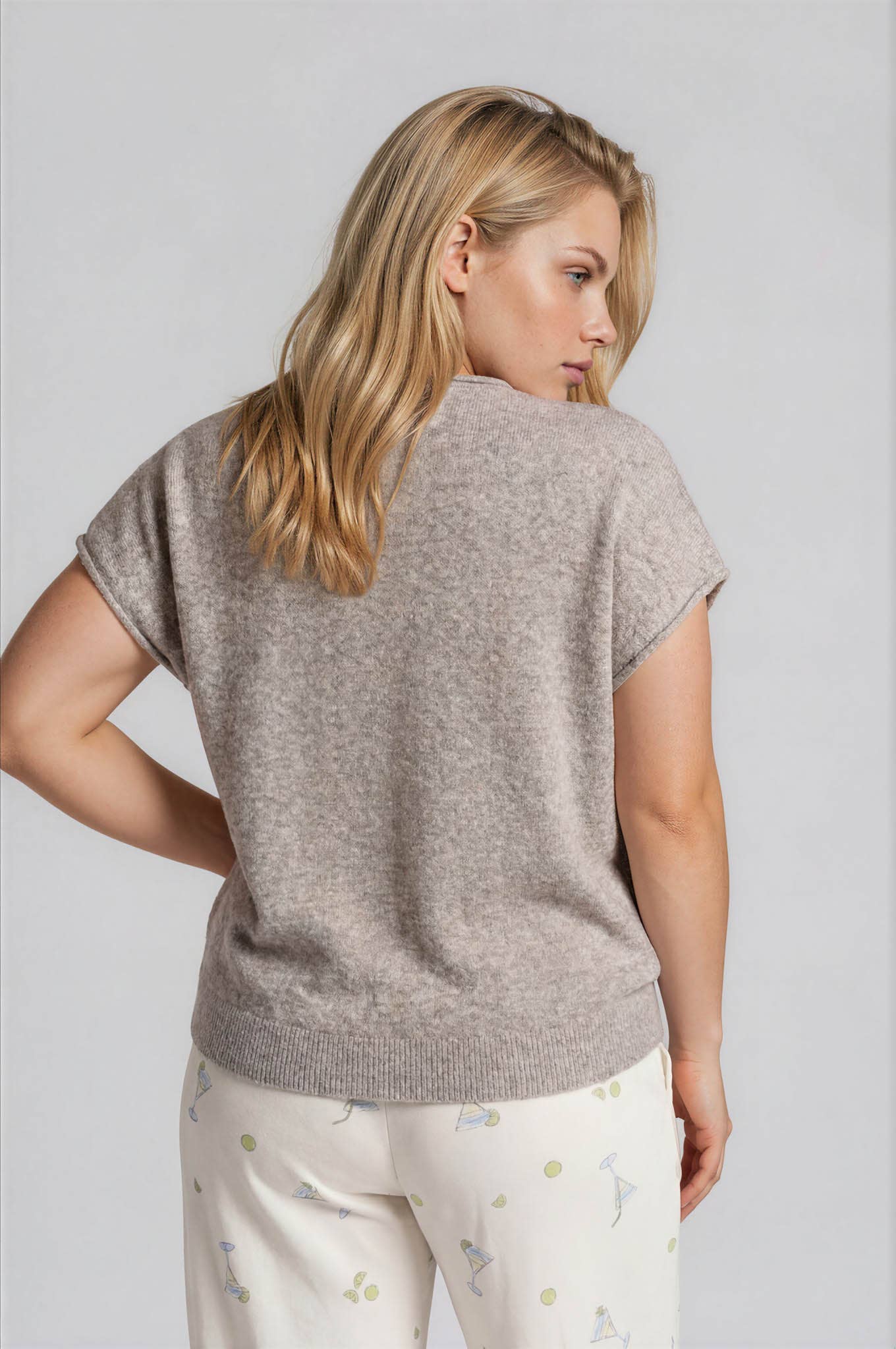 PLUS RAW EDGE SHORT SLEEVE LIGHTWEIGHT CARDIGAN