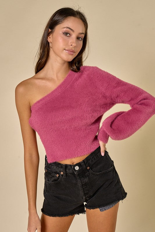 ONE SHOULDER FUZZY SWEATER CROP TOP - BERRY