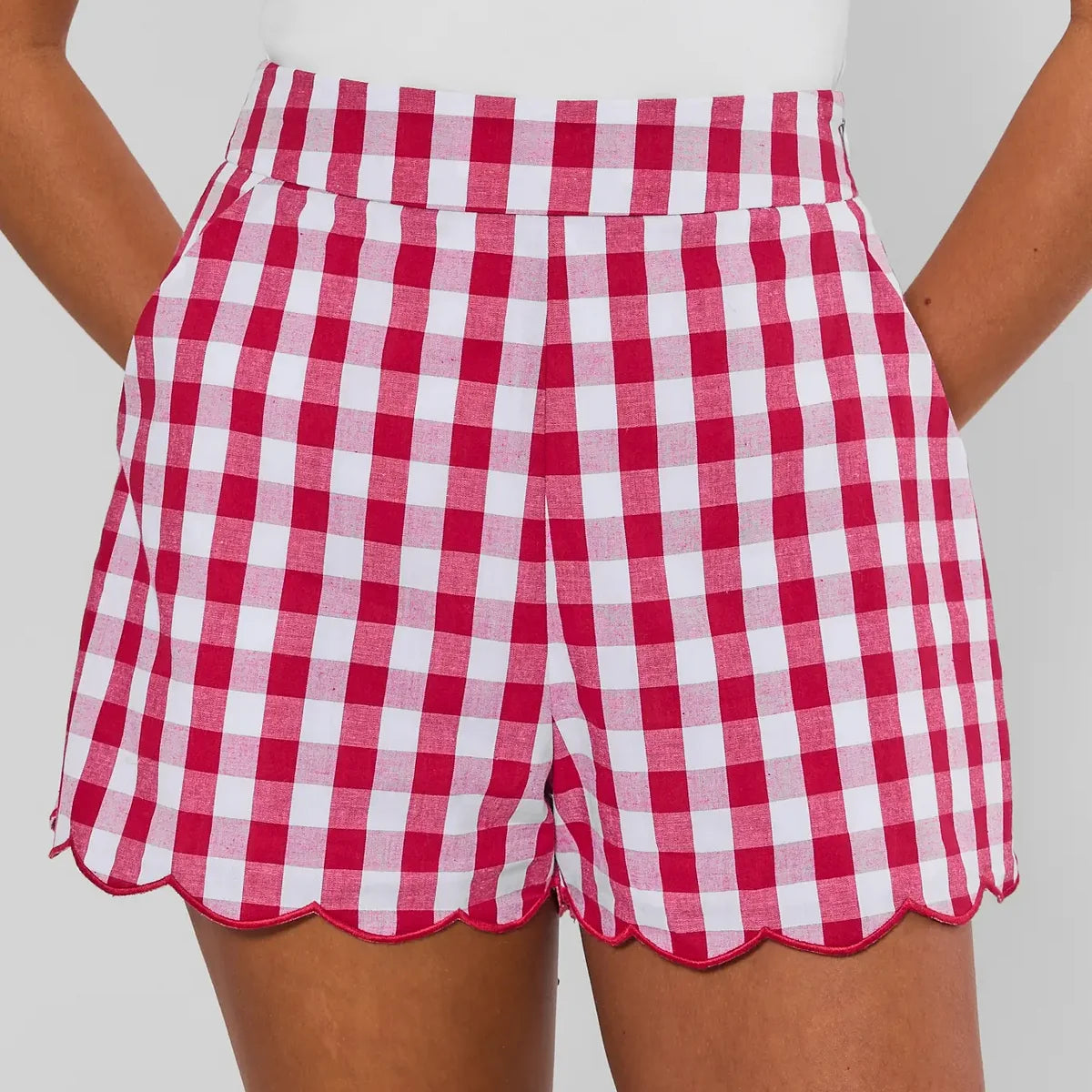 Scallop Gingham Shorts