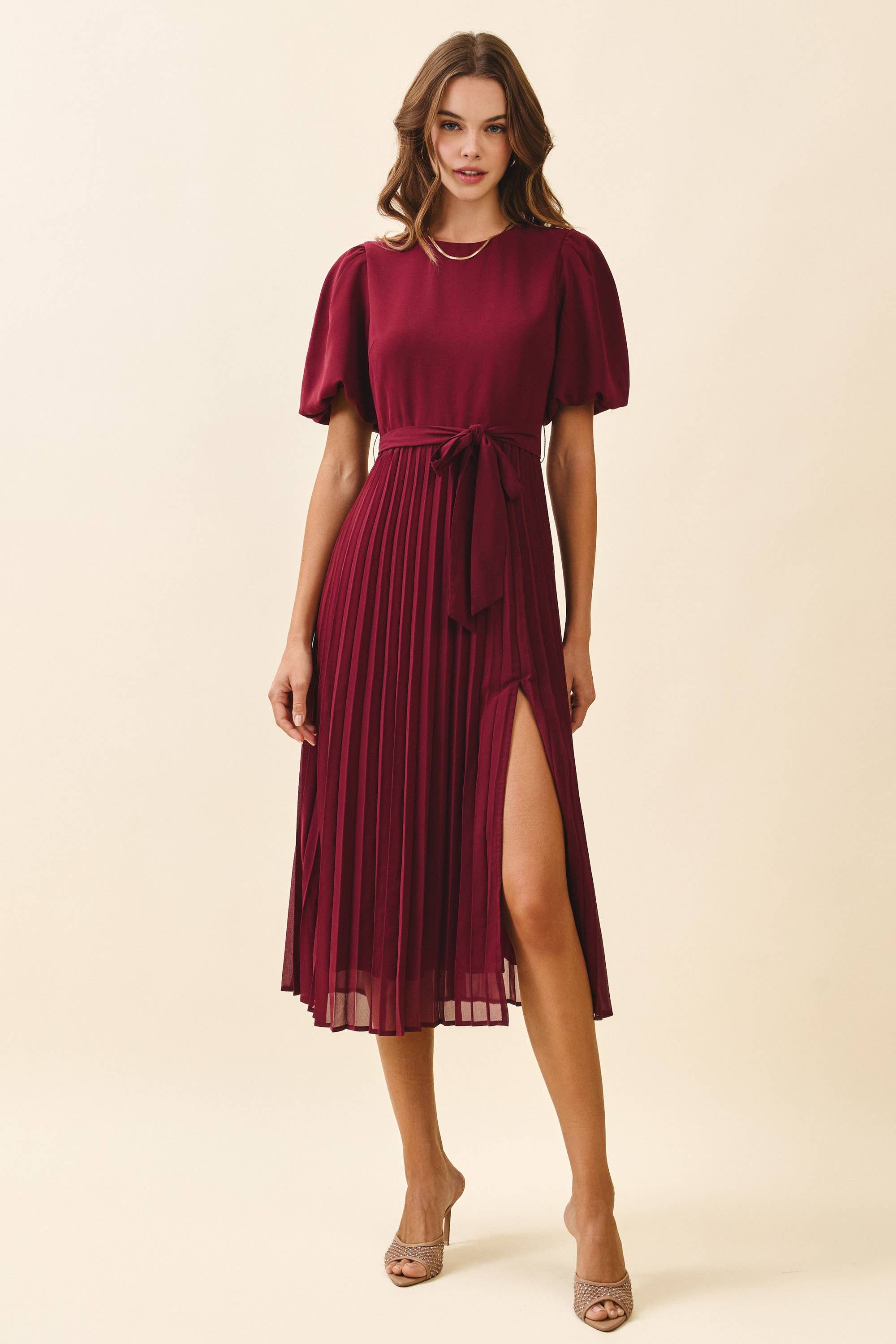 Pleated With Side Slit Detail Round Neck Dress: Burgundy