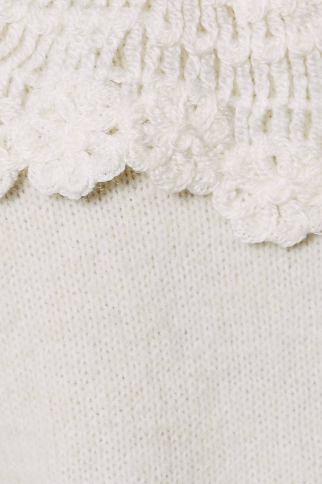 LACE TRIM NECK LONG SLEEVE CARDIGAN