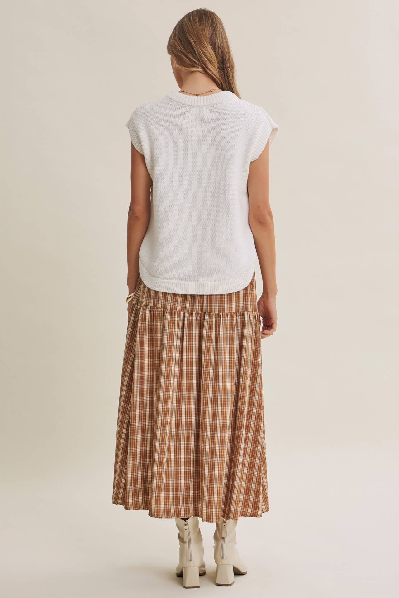 EVERYDAY LAYERING SIDE BUTTON HI-LO SWEATER VEST TOP