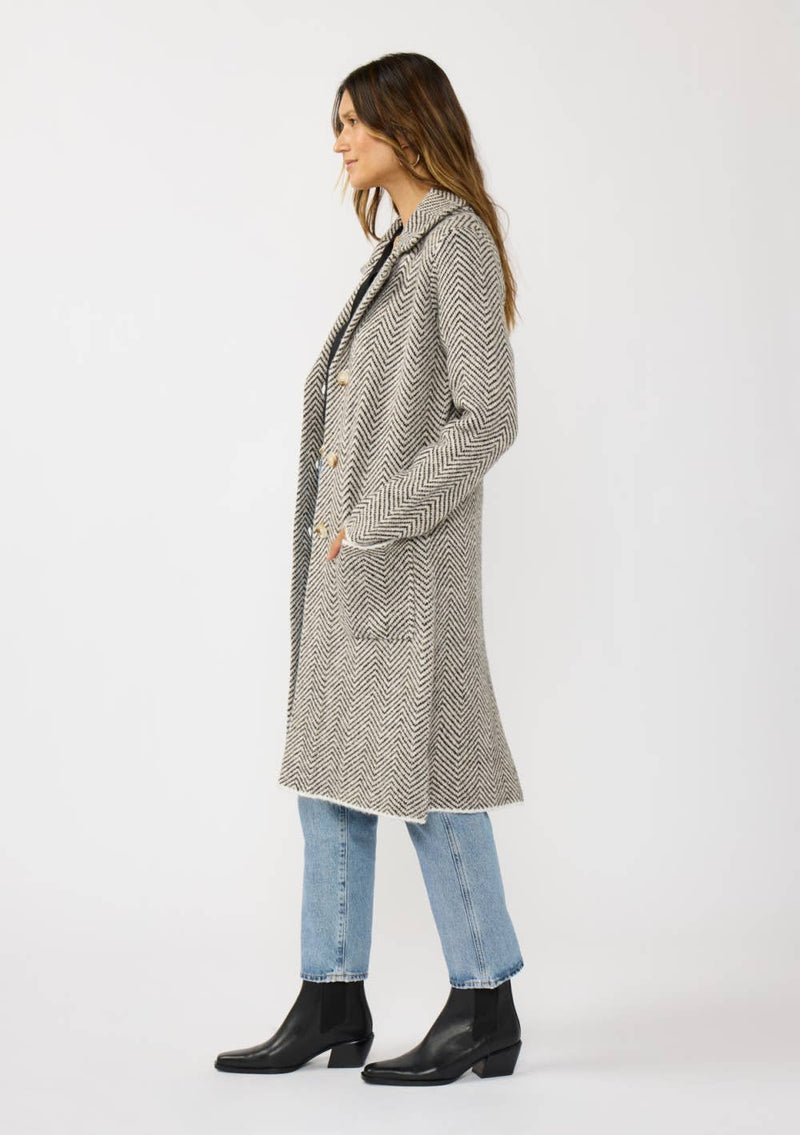 Herringbone Long Sleeve Button Front Coatigan: Taupe/Cream